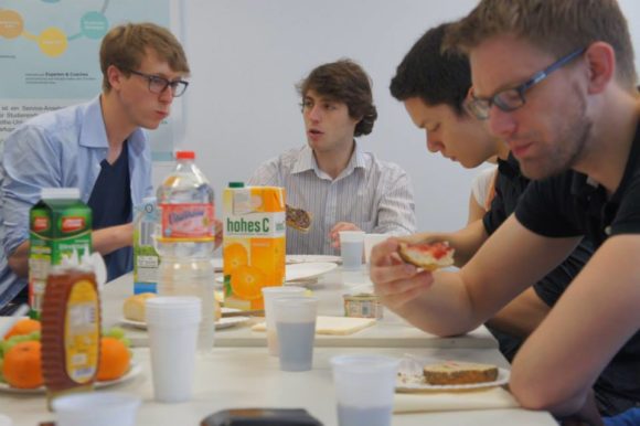 Der FRUNCH (Freitag Brunch) im Goethe Unibator Der FRUNCH (Freitag Brunch) im Goethe Unibator