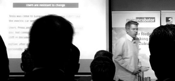 In der Höhle der Banker – Frank Thelen zu Gast beim main incubator In der Höhle der Banker – Frank Thelen zu Gast beim main incubator