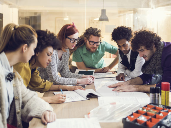 Gründerwettbewerb – Gründermut! Das 100 €-Internet-Start-Up Gründerwettbewerb – Gründermut! Das 100 €-Internet-Start-Up