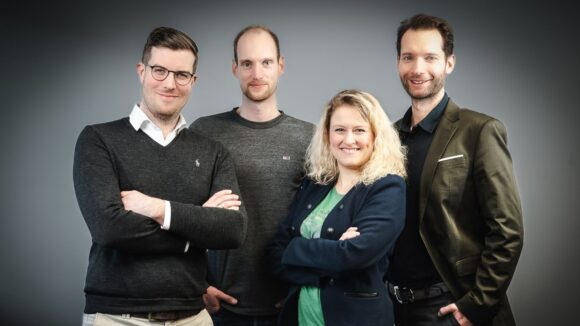 SleevesUp! und Work Inn gründen gemeinsames Unternehmen und werden zu Deutschlands größtem Coworking-Anbieter SleevesUp! und Work Inn gründen gemeinsames Unternehmen und werden zu Deutschlands größtem Coworking-Anbieter