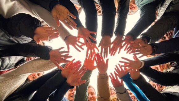 Roots of Impact sichert sich siebenstellige Finanzierung